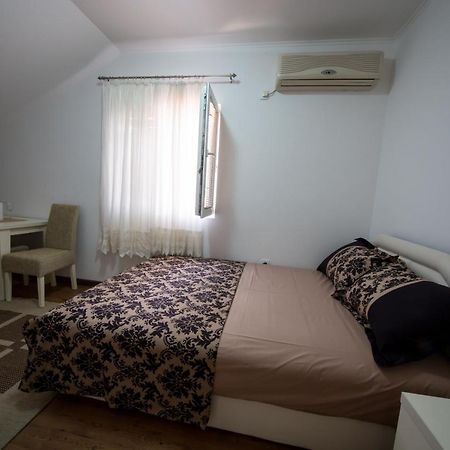Apartments Pavicevic 티바트 외부 사진