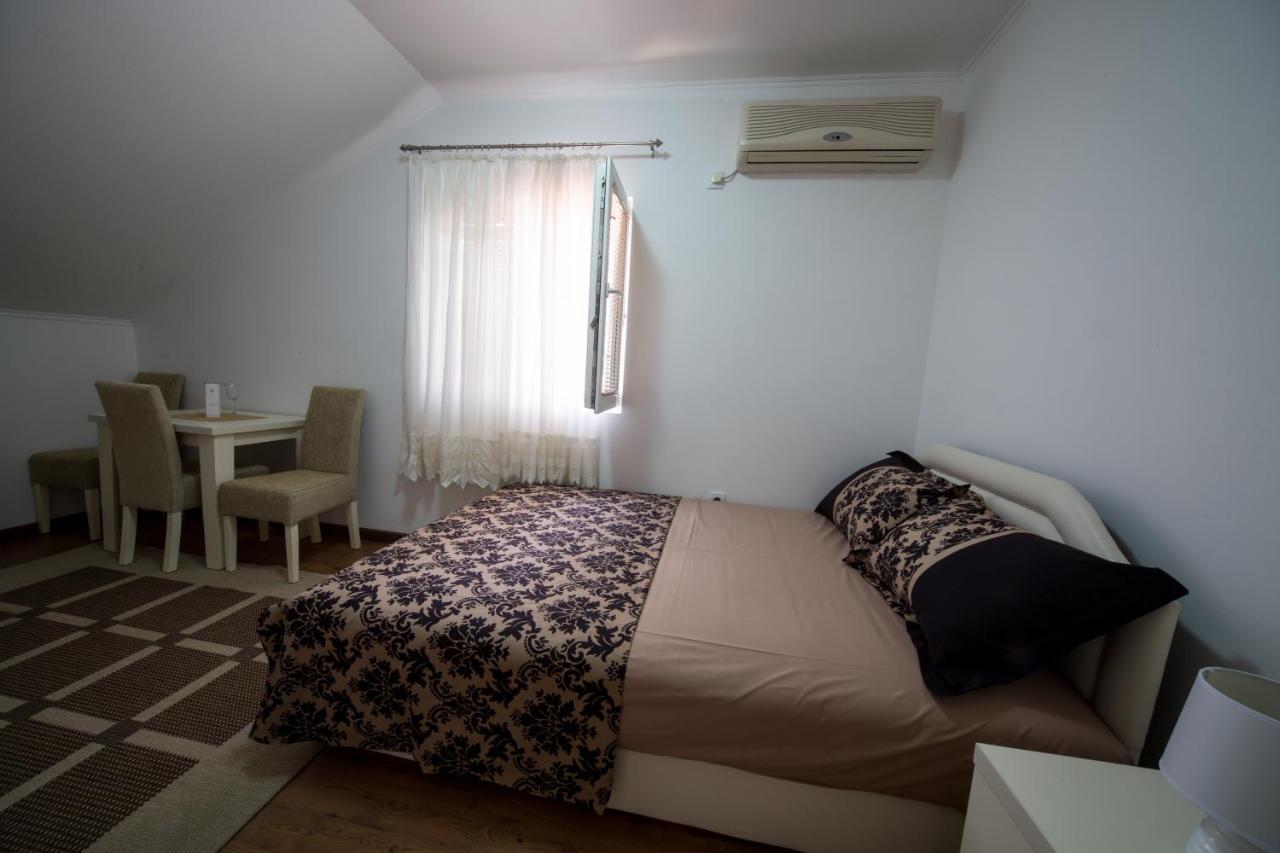Apartments Pavicevic 티바트 외부 사진